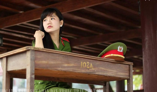 Việc hoá thân vào vai diễn với Nhung không gặp nhiều khó khăn vì hầu như những cảnh quay đều xoay quanh thực tế cuộc sống, lớp học và những sinh hoạt hàng ngày vốn đã quen thuộc với sinh viên Học viện