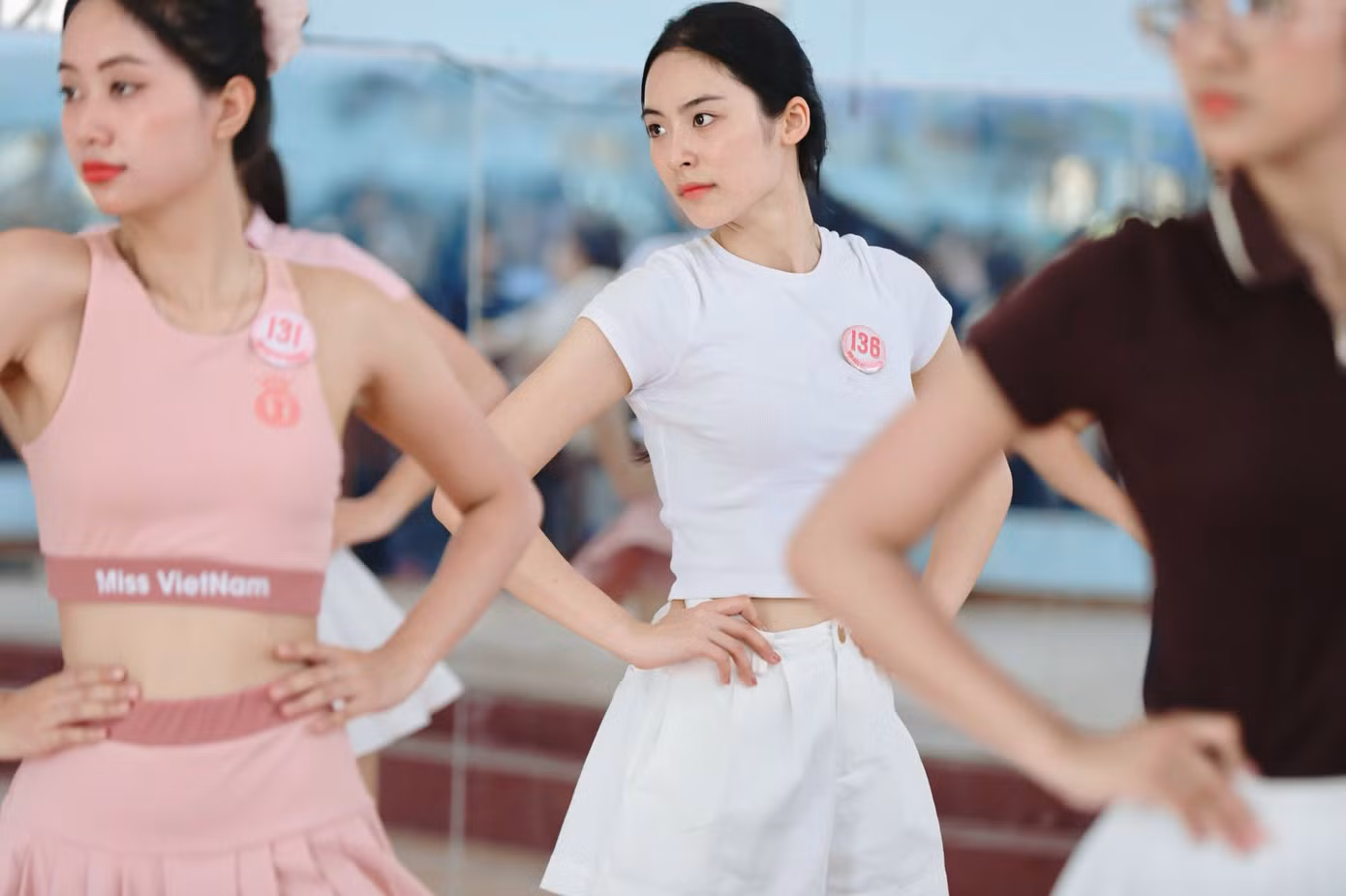 "Các thí sinh có sự đồng đều và khả năng tập trung cao độ. Ở chung kết, họ phải trình diễn trên bản nhạc phối sôi động và có nhiều động tác khó hơn. Tuy nhiên, tôi nghĩ đó sẽ là màn trình diễn thực sự ấn tượng, mãn nhãn", biên đạo Phạm Anh Phương nói.