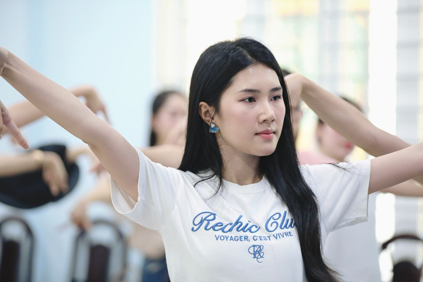 Bùi Thùy Nhiên chia sẻ bài tập cho màn trình diễn bikini ở chung kết khá là khó với nhiều động tác khác nhau, kéo dài trong 2 phút. “Vũ đạo không phải thế mạnh của tôi, tuy nhiên tôi sẽ tập trung cao độ, cố gắng tập luyện để có phần trình diễn tốt”, Thùy Nhiên nói.