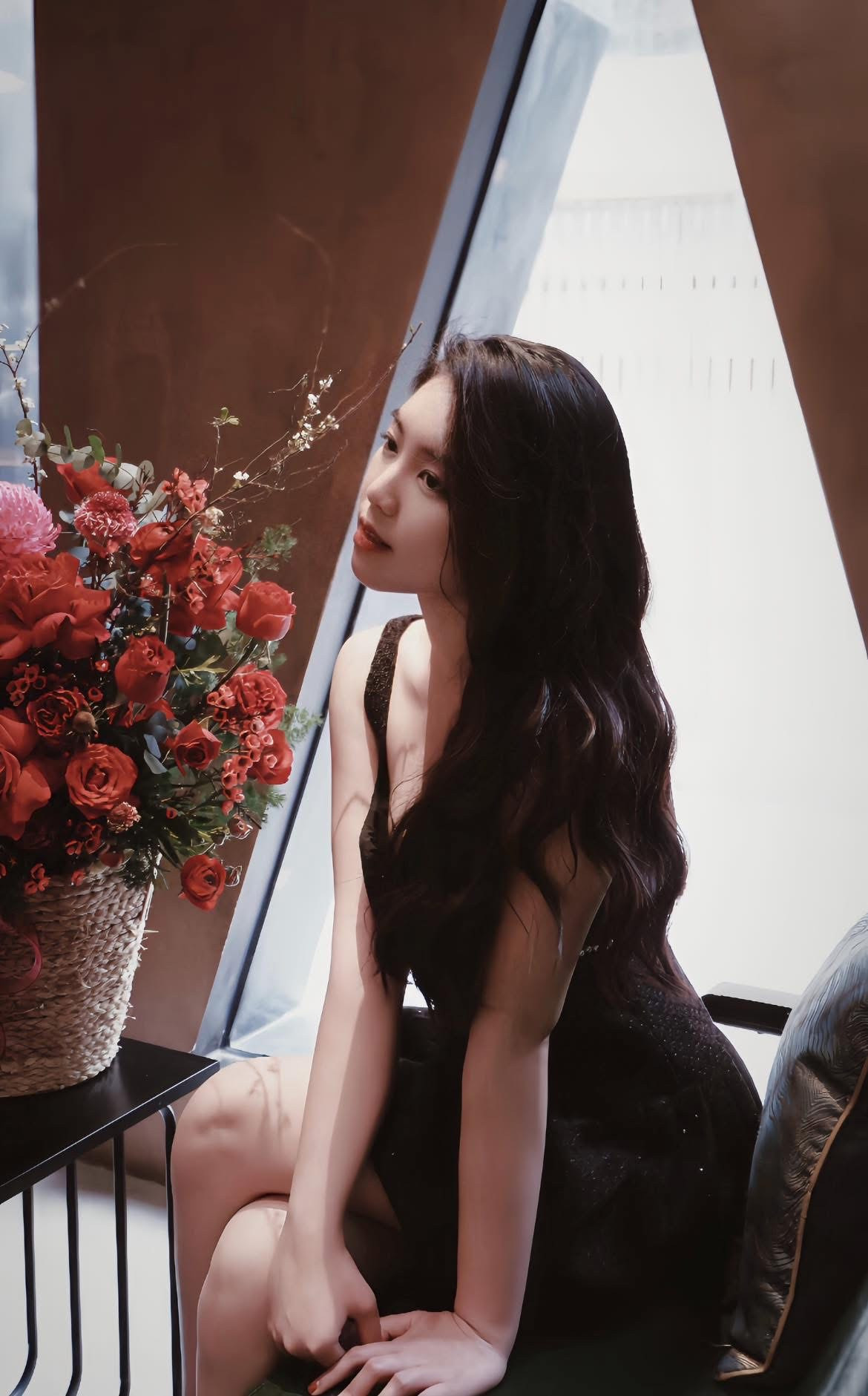 Châu Anh nói cô ấp ủ dự định thi Hoa hậu Việt Nam từ lâu. Sau khi rèn luyện kỹ năng ứng xử, catwalk và trau dồi thêm các kiến thức xã hội… Châu Anh mới quyết định đăng ký thi Hoa hậu Việt Nam 2024.