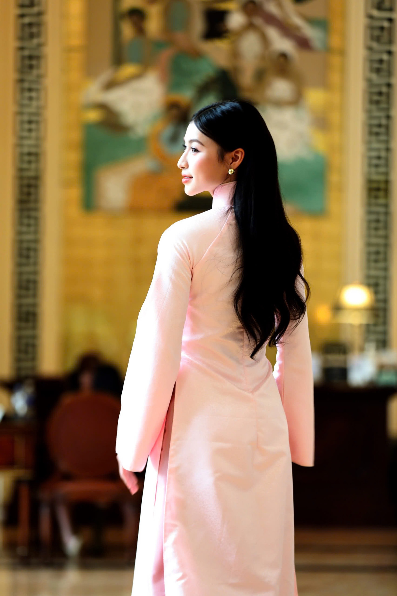 Về chế độ ăn, Thanh Xuân ưu tiên thực phẩm sạch, uống nhiều nước và giữ tâm trạng tích cực. Cô tin rằng vẻ đẹp thật sự bắt đầu từ sức khỏe và tình yêu dành cho bản thân.