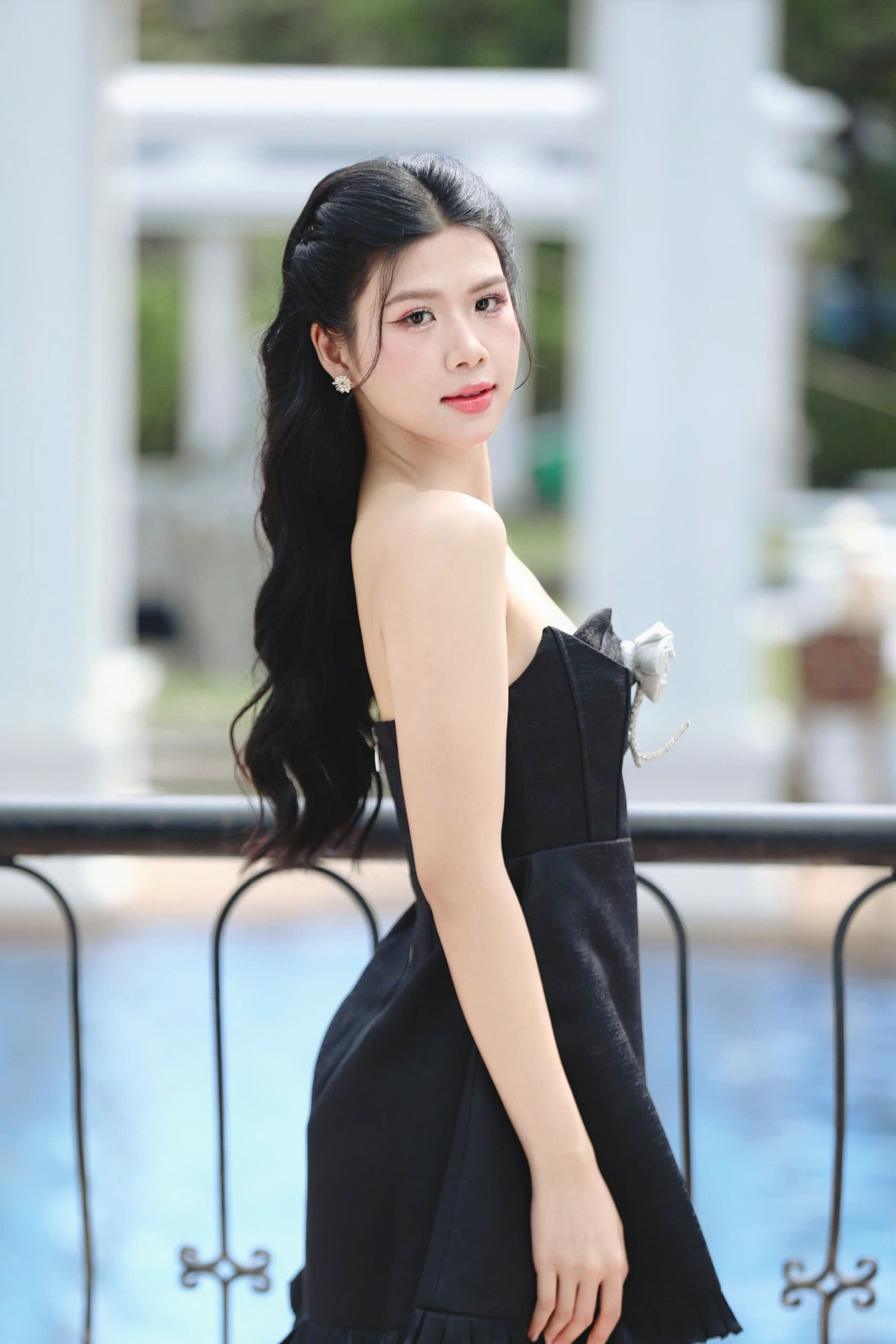 Linh Đan khẳng định cô không hối hận khi đi thi Hoa hậu Việt Nam. Ngược lại, cô cảm thấy may mắn được đại diện hình ảnh người con gái Đà Nẵng tại cuộc thi năm nay. Cô áp lực và ý tứ hơn để giữ gìn hình ảnh.