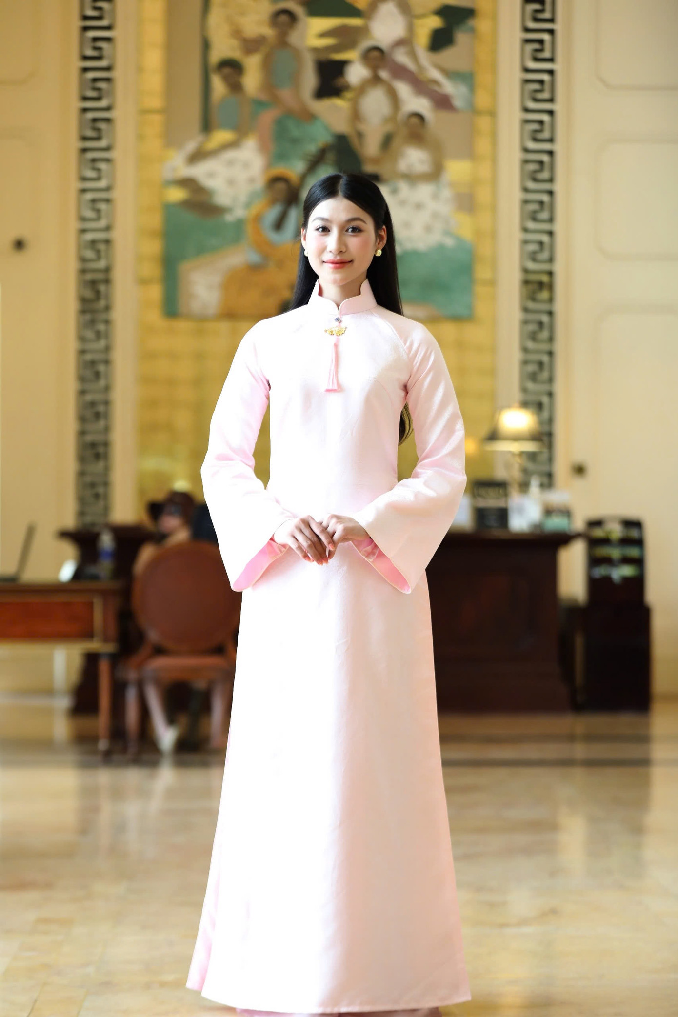 Về chế độ ăn, Thanh Xuân ưu tiên thực phẩm sạch, uống nhiều nước và giữ tâm trạng tích cực. Cô tin rằng vẻ đẹp thật sự bắt đầu từ sức khỏe và tình yêu dành cho bản thân.