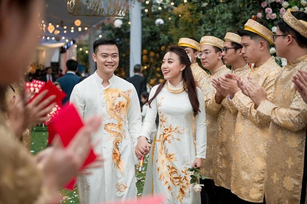 Đám cưới ‘khủng’ ở Hưng Yên mời Đan Trường về hát, riêng rạp cưới chi 2 tỷ đồng? ảnh 4