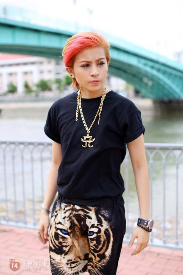 Lần đầu tiên xuất hiện trong cuộc thi tìm kiếm nhóm nhạc nữ của Việt Nam, Gil Lê ngay lập tức để lại ấn tượng tốt đẹp. Không đi theo phong cách nữ tính, dịu dàng hay sexy gợi cảm đang thịnh hành hiện nay, Gil Lê chọn cho mình một hướng đi riêng biệt - hình tượng “tomboy” cá tính, bụi phủi pha chút nổi loạn