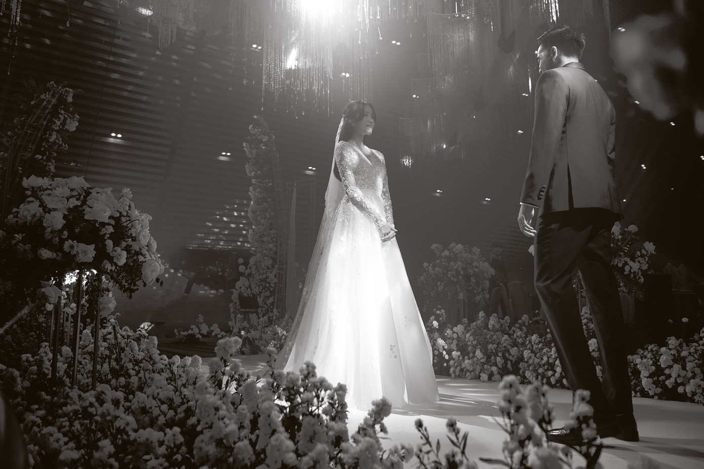 Phương Anh được bạn trai Đắc Đức cầu hôn tại cây cầu Cầu Hôn nổi tiếng ở Phú Quốc vào ngày 8/4/2023.