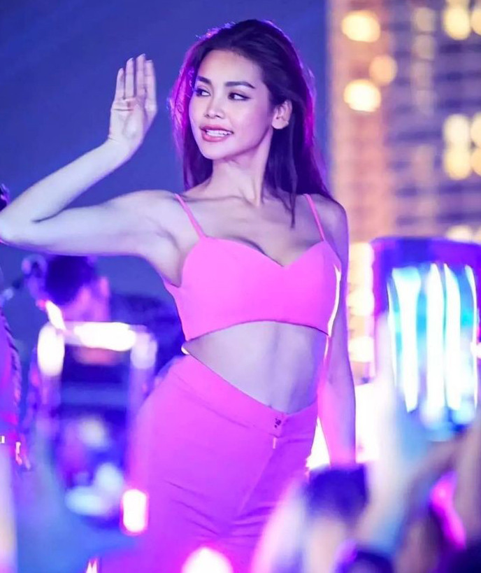 Engfa Wahara tổ chức show ca nhạc ở TPHCM ngày 28/10.