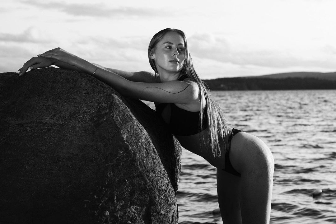 Paula Susanna Joukanen cũng có sắc vóc được nhận xét săn chắc, quyến rũ.