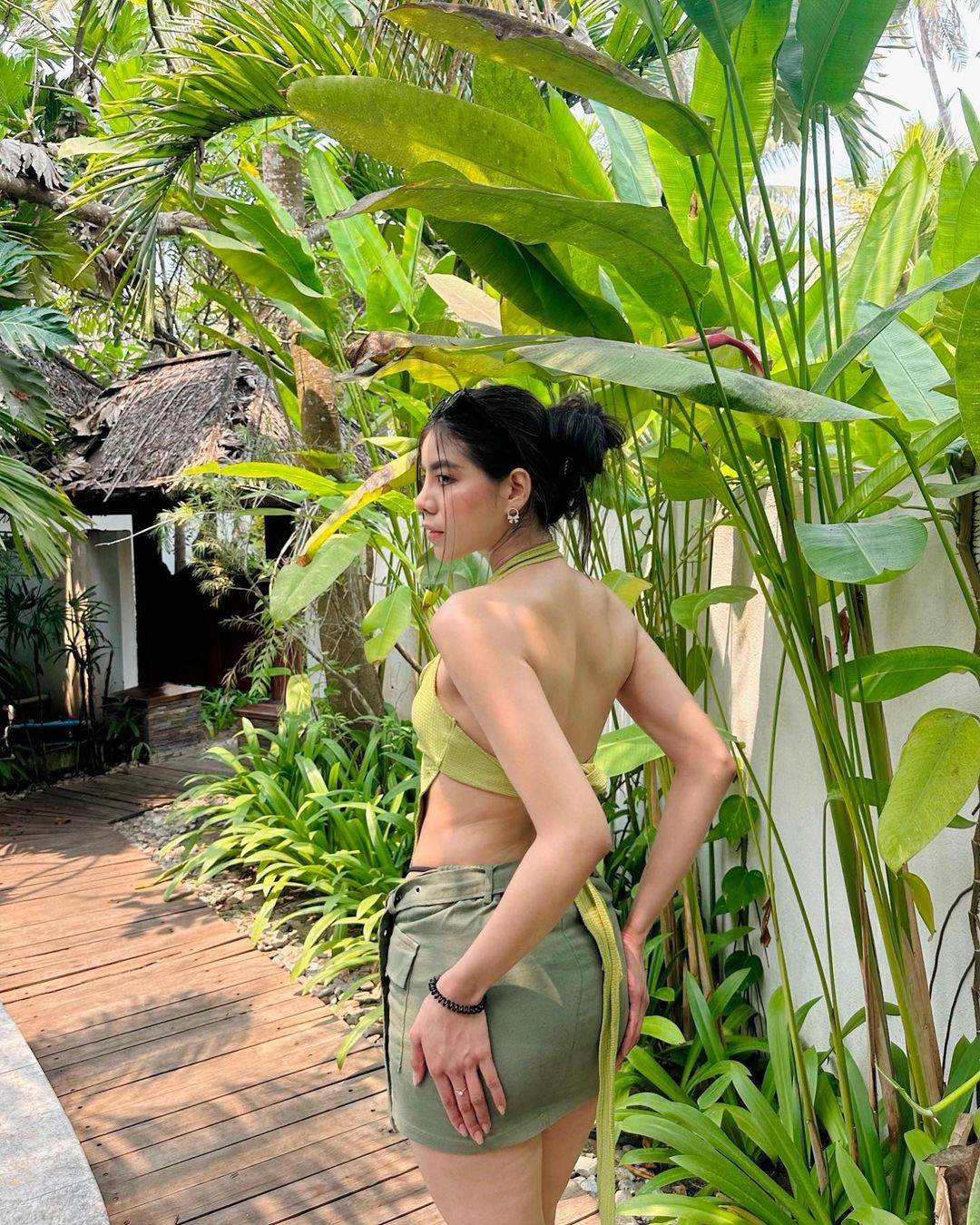 Với chiều cao và sắc vóc ấn tượng, Amara Bo được hy vọng giúp Myanmar khởi sắc trên đấu trường sắc đẹp thế giới.