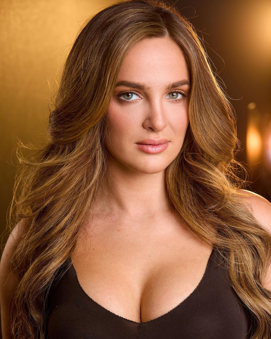 Người đẹp Rachel Slawson đã được bổ nhiệm làm Miss Grand Ireland 2023 và giành quyền đại diện quốc gia tham dự Hoa hậu Hòa bình Quốc tế 2023 tổ chức ở Việt Nam vào tháng 10.