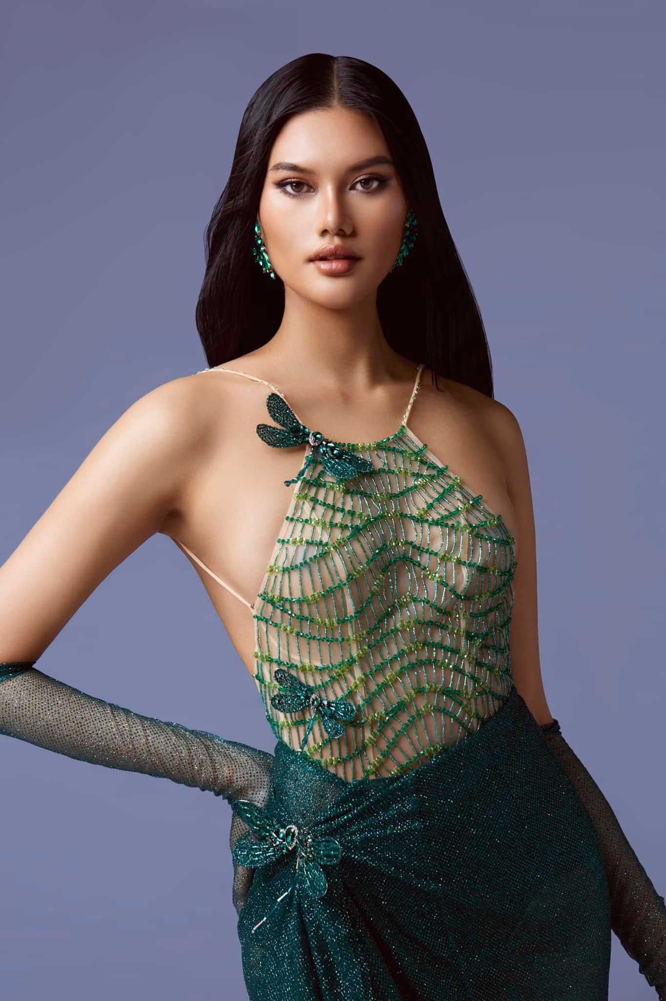 Nằm trong top thí sinh có chiều cao ấn tượng là thí sinh Phạm Thị Minh Huệ, cao 1,81 m. Minh Huệ từng vào Top 71 Hoa hậu Hoàn vũ Việt Nam 2022, top 44 Hoa hậu Hòa bình Việt Nam 2023. Minh Huệ từng là vận động viên bóng chuyền tại Giải Vô địch bóng chuyền trẻ quốc gia năm 2017.