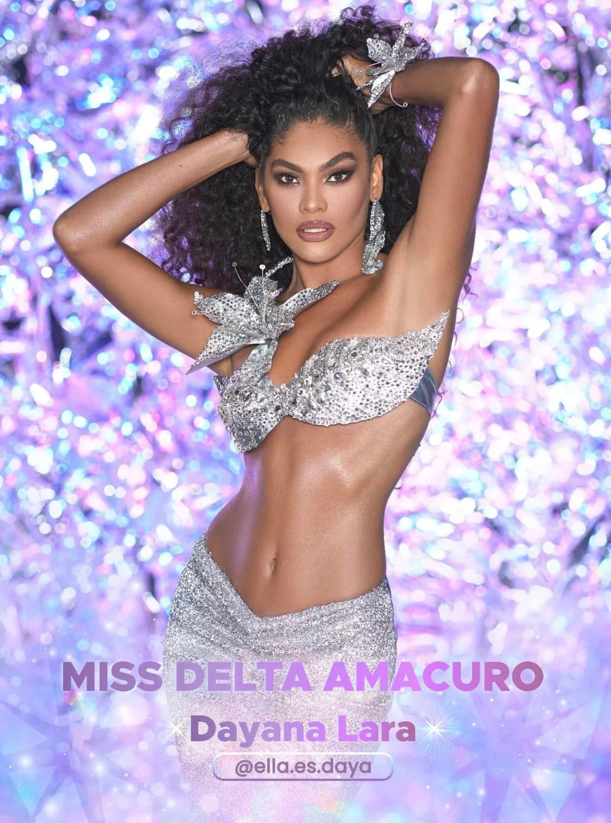 Trong bộ ảnh, các thí sinh diện trang phục tông màu bạc lấp lánh, khoe vòng eo săn chắc.