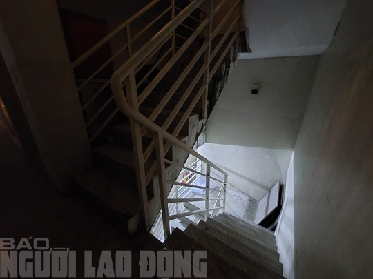 Các lối thoát hiểm của một số chung cư mini tại quận Bình Tân. Các lối thoát hiểm của một số chung cư mini tại quận Bình Tân.