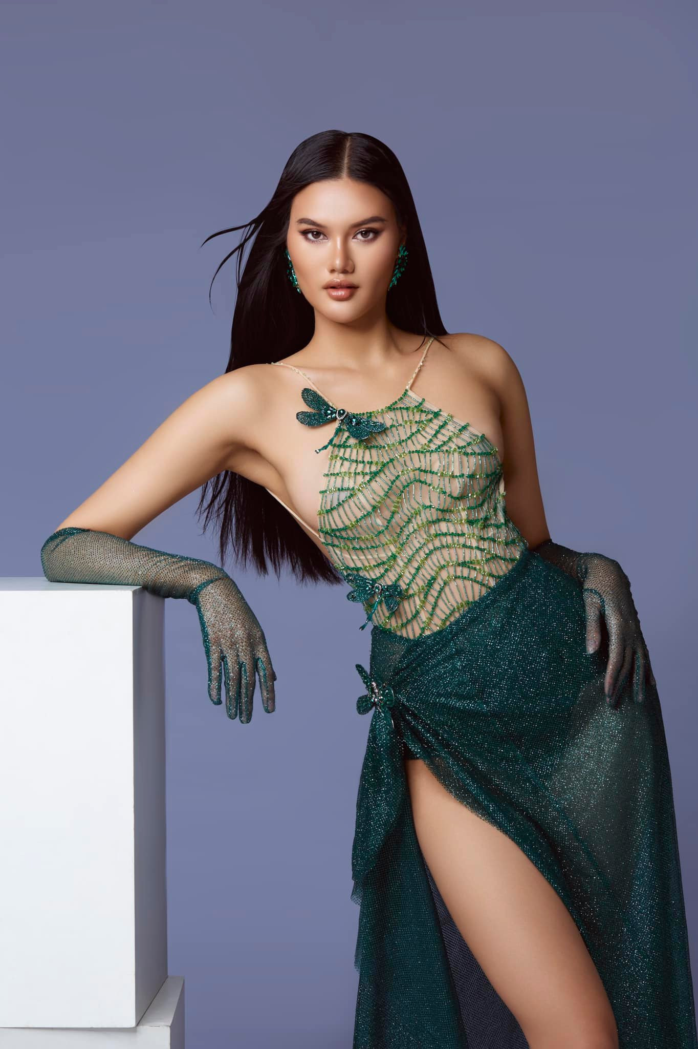 Nằm trong top thí sinh có chiều cao ấn tượng là thí sinh Phạm Thị Minh Huệ, cao 1,81 m. Minh Huệ từng vào Top 71 Hoa hậu Hoàn vũ Việt Nam 2022, top 44 Hoa hậu Hòa bình Việt Nam 2023. Minh Huệ từng là vận động viên bóng chuyền tại Giải Vô địch bóng chuyền trẻ quốc gia năm 2017.