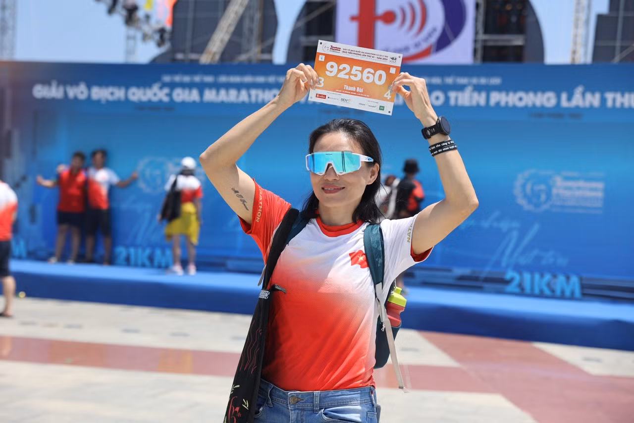 Tiền Phong Marathon lần thứ 65 - năm 2024 do UBND tỉnh Phú Yên, báo Tiền Phong, Liên đoàn Điền kinh Việt Nam phối hợp tổ chức, diễn ra trong ba ngày, từ ngày 29 đến ngày 31/3 tại thành phố Tuy Hòa, tỉnh Phú Yên, thu hút sự tham gia của gần 12.000 VĐV, tranh giải cá nhân ở các cự ly 21,1km, 42,195km nam, nữ hệ chuyên nghiệp và hệ phong trào; 10km nam chuyên nghiệp, nam trẻ, nam, nữ phong trào; 5km nữ chuyên nghiệp, nữ trẻ và nam, nữ phong trào. Tiền Phong Marathon lần thứ 65 - năm 2024 do UBND tỉnh Phú Yên, báo Tiền Phong, Liên đoàn Điền kinh Việt Nam phối hợp tổ chức, diễn ra trong ba ngày, từ ngày 29 đến ngày 31/3 tại thành phố Tuy Hòa, tỉnh Phú Yên, thu hút sự tham gia của gần 12.000 VĐV, tranh giải cá nhân ở các cự ly 21,1km, 42,195km nam, nữ hệ chuyên nghiệp và hệ phong trào; 10km nam chuyên nghiệp, nam trẻ, nam, nữ phong trào; 5km nữ chuyên nghiệp, nữ trẻ và nam, nữ phong trào.