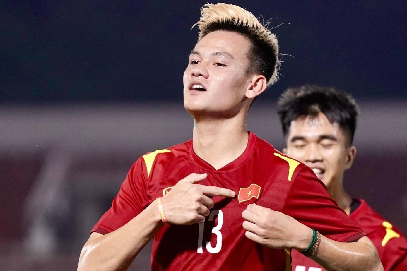 Đội tuyển Việt Nam đánh bại Singapore 4-0 trong ngày Văn Quyết và dàn tân binh tỏa sáng ảnh 20 Đội tuyển Việt Nam đánh bại Singapore 4-0 trong ngày Văn Quyết và dàn tân binh tỏa sáng ảnh 20