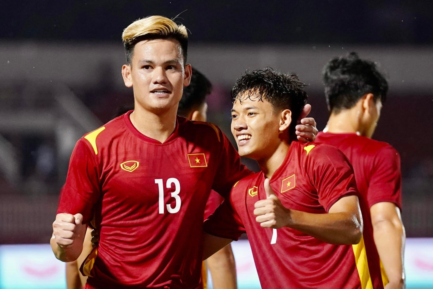 Đội tuyển Việt Nam đánh bại Singapore 4-0 trong ngày Văn Quyết và dàn tân binh tỏa sáng ảnh 18 Đội tuyển Việt Nam đánh bại Singapore 4-0 trong ngày Văn Quyết và dàn tân binh tỏa sáng ảnh 18