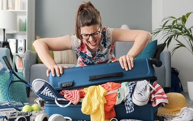 Lên kế hoạch trước về trang phục để đảm bảo chỉ mang theo những thứ cần thiết. Lên kế hoạch trước về trang phục để đảm bảo chỉ mang theo những thứ cần thiết.