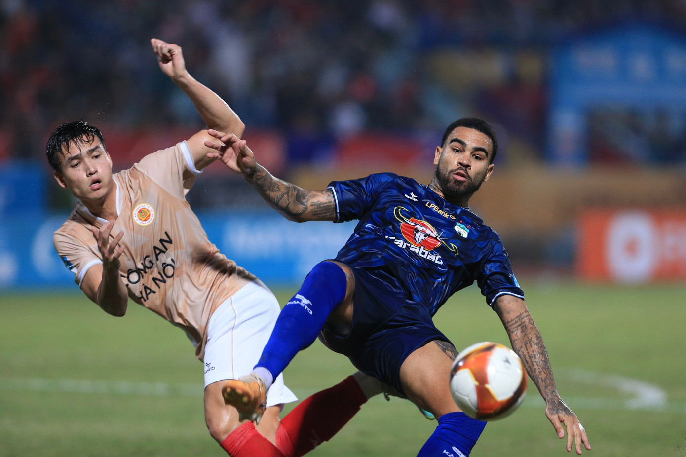 HAGL chia tay Jhon Cley