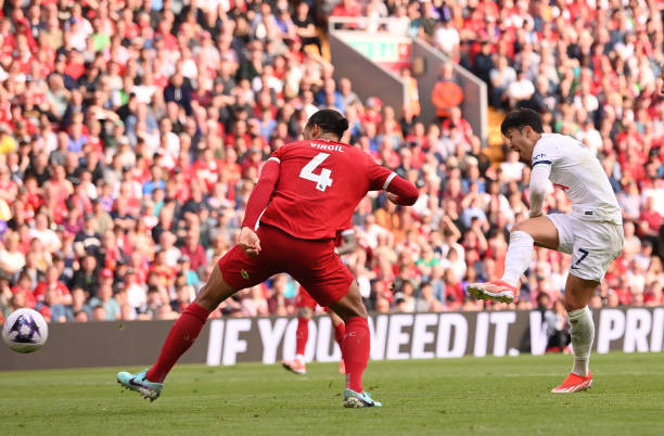 Liverpool đè bẹp Tottenham trong cơn mưa bàn thắng ảnh 19 Liverpool đè bẹp Tottenham trong cơn mưa bàn thắng ảnh 19