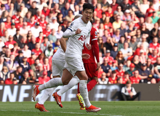 Liverpool đè bẹp Tottenham trong cơn mưa bàn thắng ảnh 20 Liverpool đè bẹp Tottenham trong cơn mưa bàn thắng ảnh 20