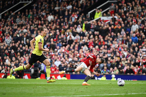 MU đánh rơi điểm trên sân nhà trước đội đang lo trụ hạng ảnh 11 MU đánh rơi điểm trên sân nhà trước đội đang lo trụ hạng ảnh 11