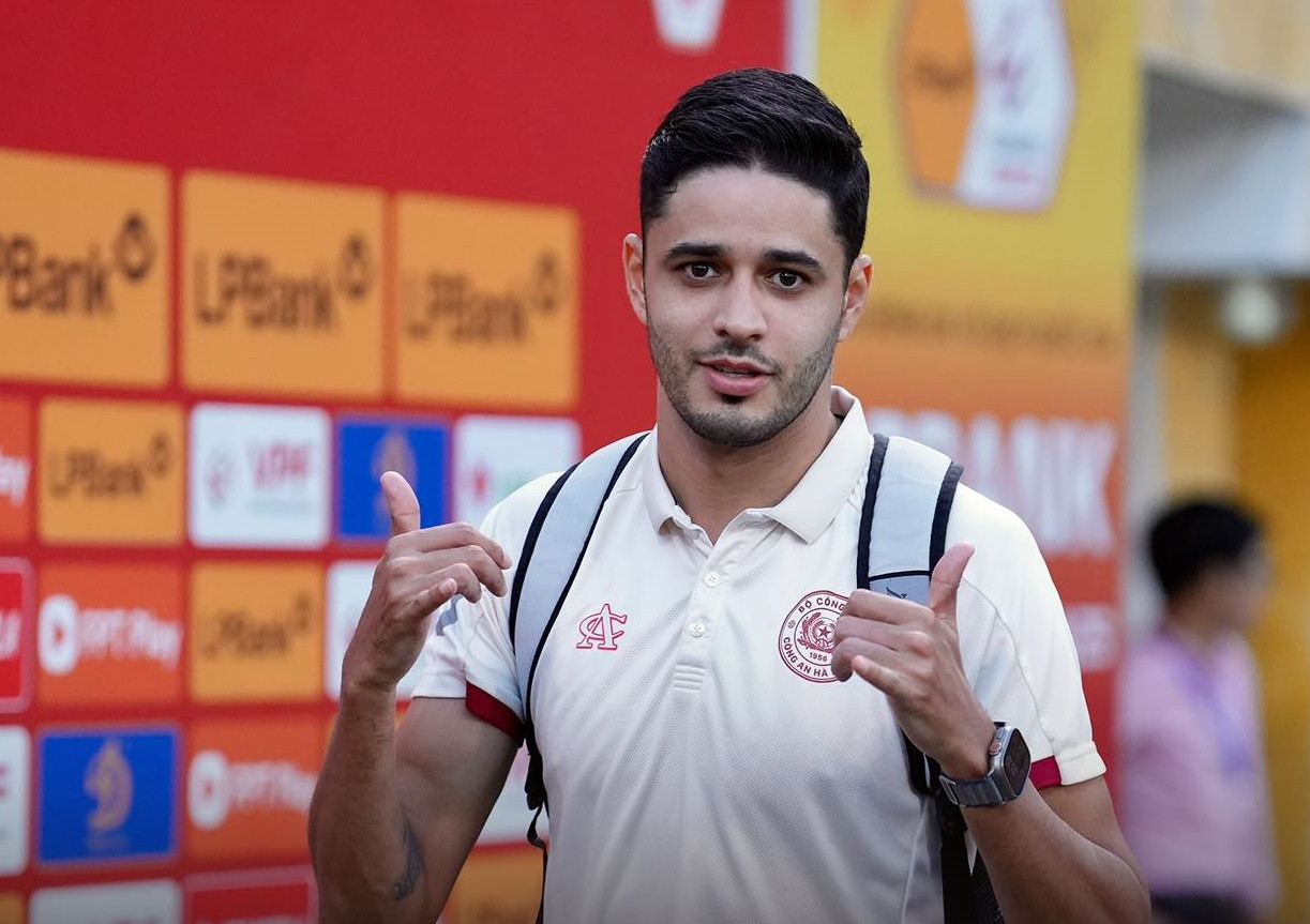 Leo Artur lại tỏa sáng, CAHN đánh bại Becamex Bình Dương ảnh 4 Leo Artur lại tỏa sáng, CAHN đánh bại Becamex Bình Dương ảnh 4