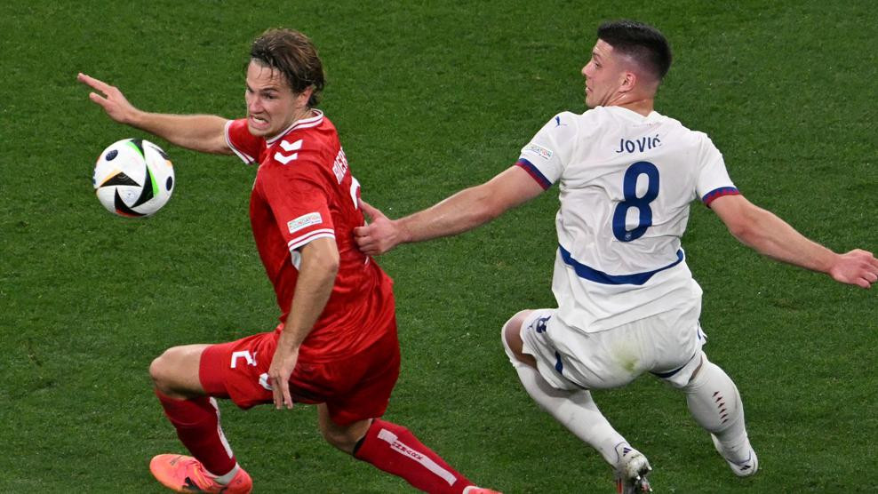 Đan Mạch giành ngôi nhì bảng D với vỏn vẹn 3 điểm