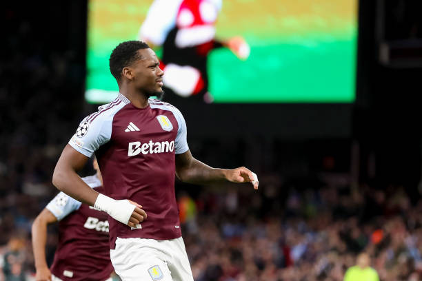 MU hòa tẻ nhạt Aston Villa, ghế HLV Ten Hag lung lay dữ dội ảnh 10