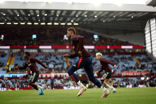 MU hòa tẻ nhạt Aston Villa, ghế HLV Ten Hag lung lay dữ dội ảnh 5