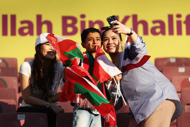 Hoà Oman, Thái Lan đặt 1 chân vào vòng 1/8 Asian Cup 2023 ảnh 3