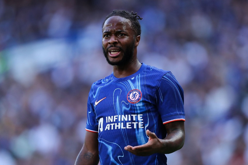 Sterling bất ngờ bị gạch tên ở Chelsea Sterling bất ngờ bị gạch tên ở Chelsea