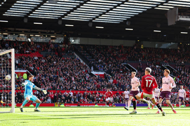 Hojlund lập công, MU ngược dòng thắng Brentford ảnh 15 Hojlund lập công, MU ngược dòng thắng Brentford ảnh 15