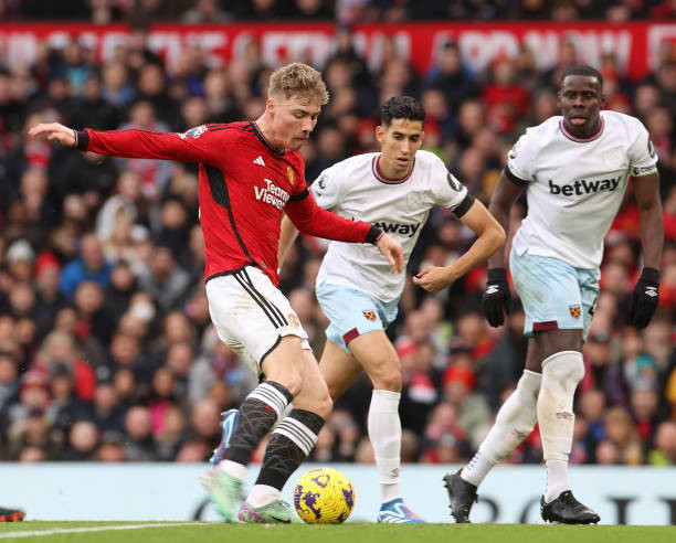 Garnacho lập cú đúp, MU đại thắng West Ham ảnh 7 Garnacho lập cú đúp, MU đại thắng West Ham ảnh 7