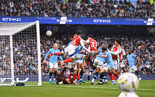 Arsenal đánh rơi 2 điểm phút bù giờ cuối cùng trong màn đại chiến kịch tính cùng Man City ảnh 14 Arsenal đánh rơi 2 điểm phút bù giờ cuối cùng trong màn đại chiến kịch tính cùng Man City ảnh 14