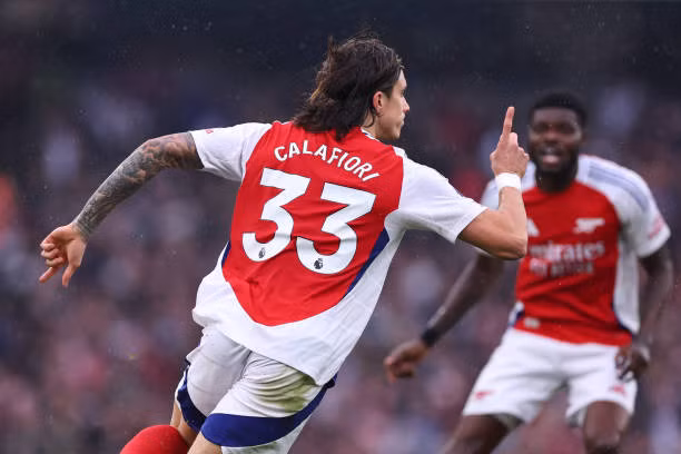 Arsenal đánh rơi 2 điểm phút bù giờ cuối cùng trong màn đại chiến kịch tính cùng Man City ảnh 13 Arsenal đánh rơi 2 điểm phút bù giờ cuối cùng trong màn đại chiến kịch tính cùng Man City ảnh 13