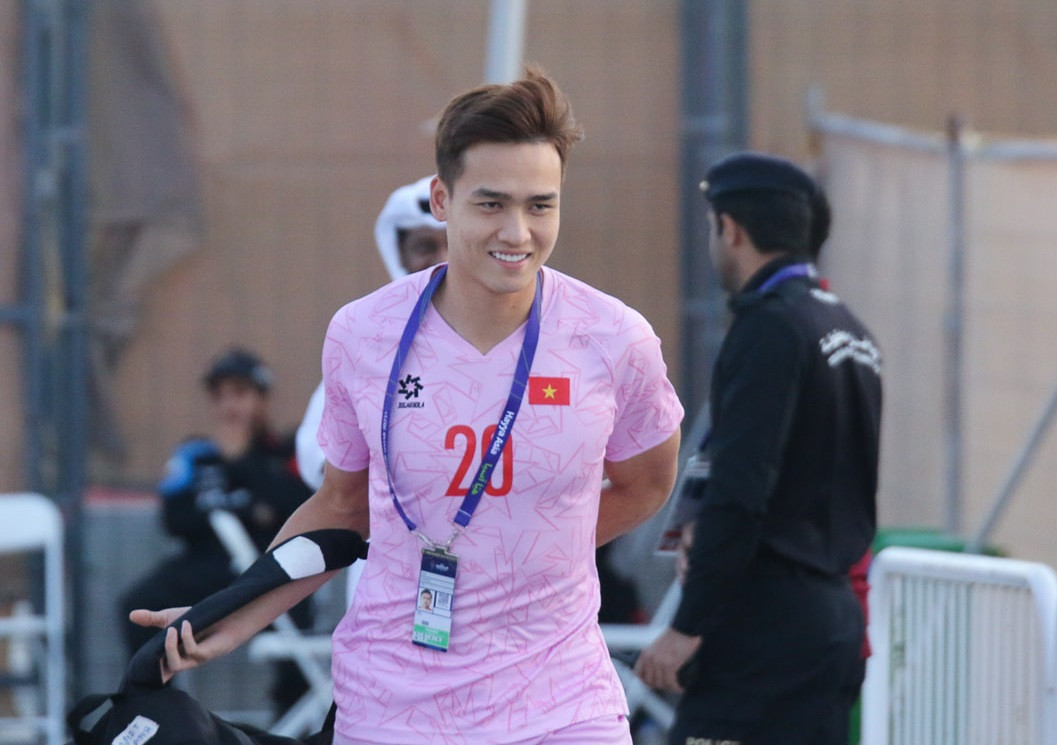 Việt Anh tập riêng trong buổi tập mới nhất của tuyển Việt Nam. Ảnh: VFF Việt Anh tập riêng trong buổi tập mới nhất của tuyển Việt Nam. Ảnh: VFF