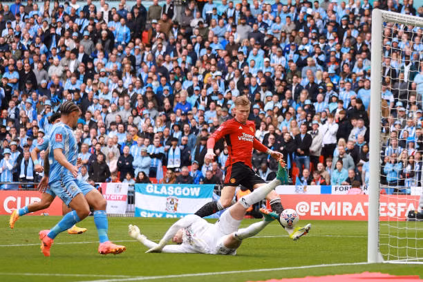 Chật vật thắng Coventry, MU gặp Man City ở chung kết FA Cup ảnh 18