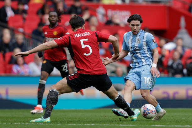 Chật vật thắng Coventry, MU gặp Man City ở chung kết FA Cup ảnh 25 Chật vật thắng Coventry, MU gặp Man City ở chung kết FA Cup ảnh 25