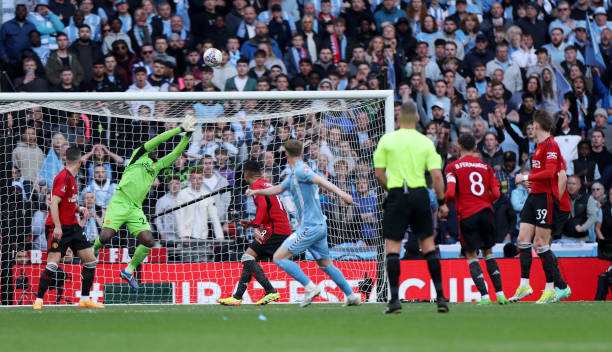 Chật vật thắng Coventry, MU gặp Man City ở chung kết FA Cup ảnh 31 Chật vật thắng Coventry, MU gặp Man City ở chung kết FA Cup ảnh 31