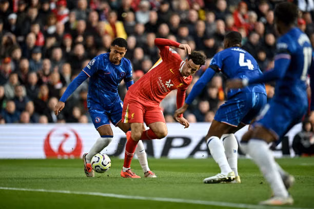 'Cây nhà lá vườn' tỏa sáng, Liverpool hạ gọn Chelsea ảnh 6