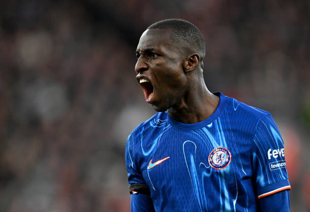 'Cây nhà lá vườn' tỏa sáng, Liverpool hạ gọn Chelsea ảnh 9 'Cây nhà lá vườn' tỏa sáng, Liverpool hạ gọn Chelsea ảnh 9