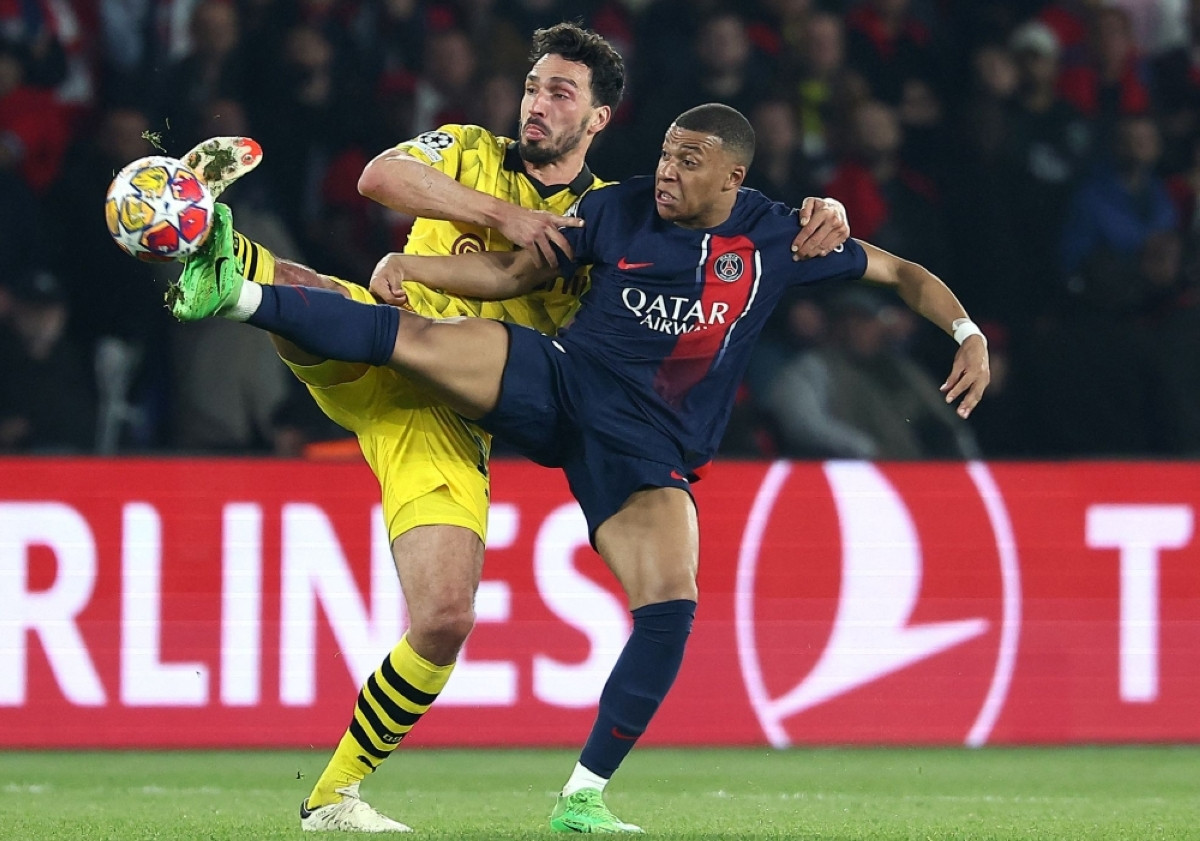 Hummels khiến Mbappe im tiếng ở Cúp C1 châu Âu Hummels khiến Mbappe im tiếng ở Cúp C1 châu Âu