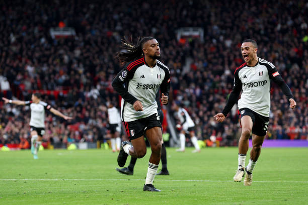 MU thua trên sân nhà trước Fulham ảnh 29