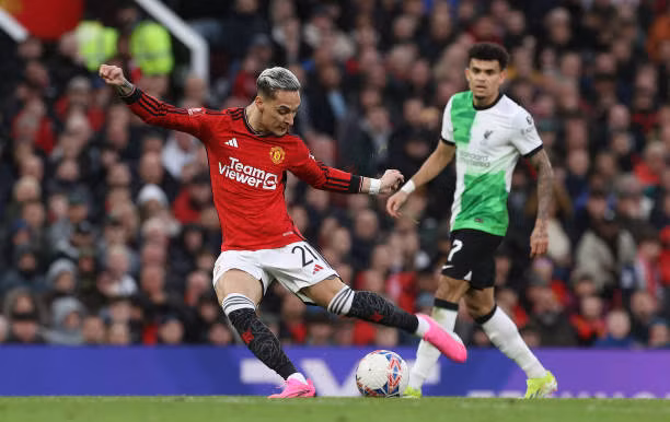 MU ngược dòng không tưởng trước Liverpool, giành vé vào bán kết FA Cup ảnh 21