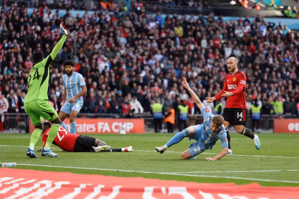 Chật vật thắng Coventry, MU gặp Man City ở chung kết FA Cup ảnh 39