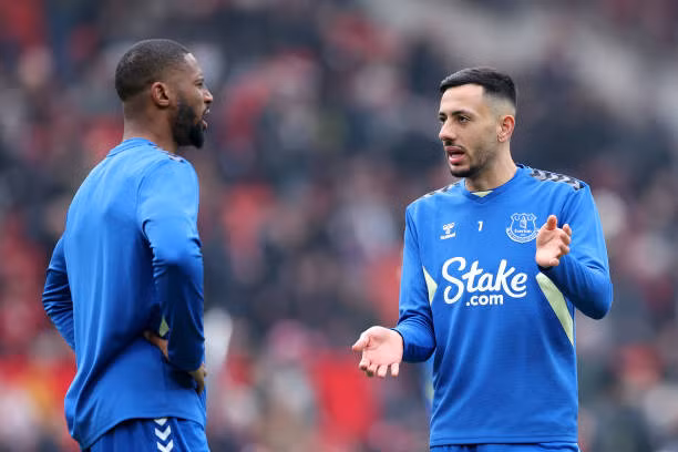MU đánh bại Everton bằng 2 pha phạt đền ảnh 4