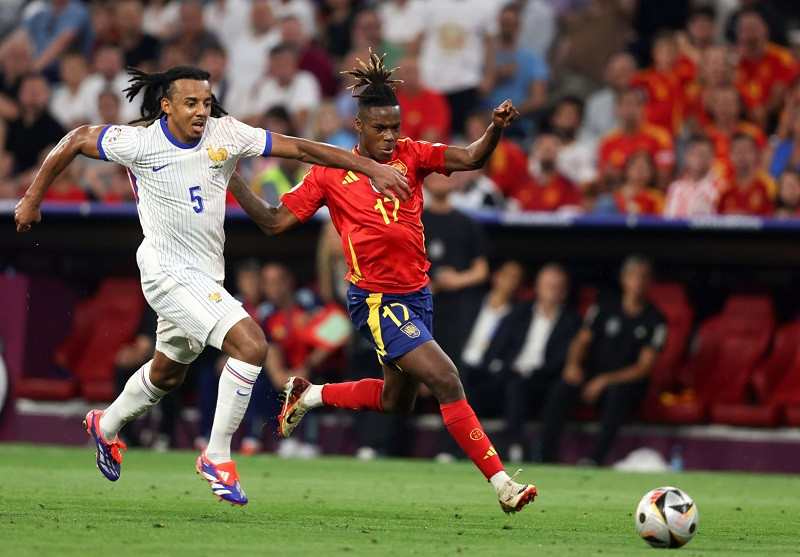 Nico Williams gây ấn tượng mạnh tại EURO 2024