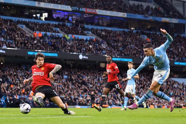 Foden rực sáng, Man City thắng ngược MU đầy cảm xúc ảnh 19 Foden rực sáng, Man City thắng ngược MU đầy cảm xúc ảnh 19