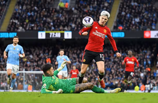 Foden rực sáng, Man City thắng ngược MU đầy cảm xúc ảnh 18 Foden rực sáng, Man City thắng ngược MU đầy cảm xúc ảnh 18